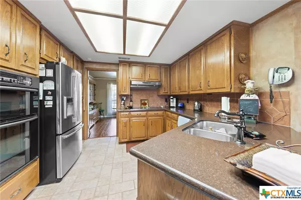 713 Coyote CIR, Harker Heights, TX 76548