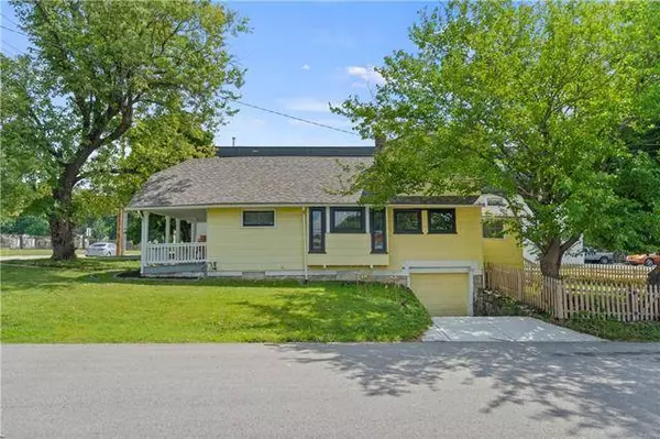 331 W 77th ST, Kansas City, MO 64114