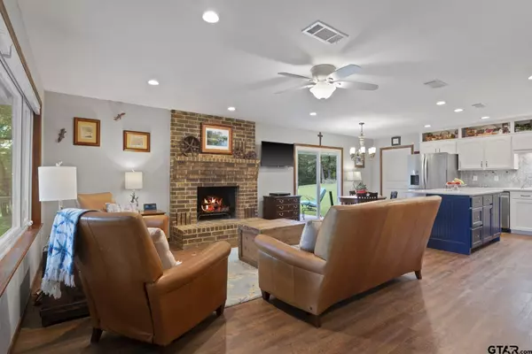 402 County Road 2430, Pittsburg, TX 75686