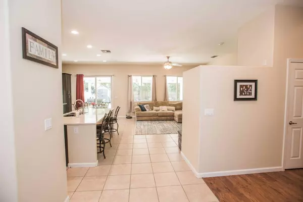 9504 Grasmeer WAY, Elk Grove, CA 95624