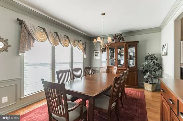 31 OLD MILL DR, Voorhees, NJ 08043