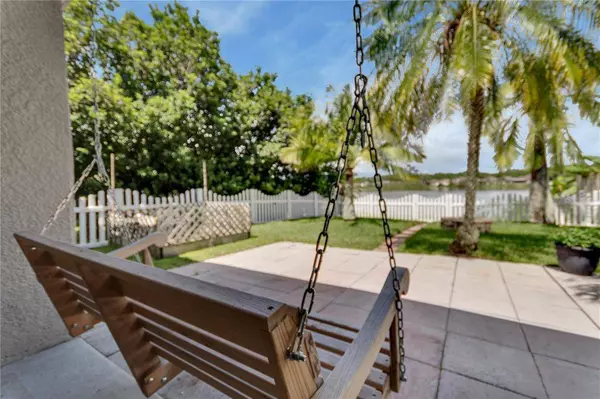 4888 WATERSIDE POINTE CIR, Orlando, FL 32829