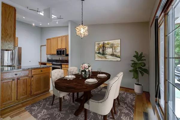 4521 S Mallard TRL, Eagan, MN 55122