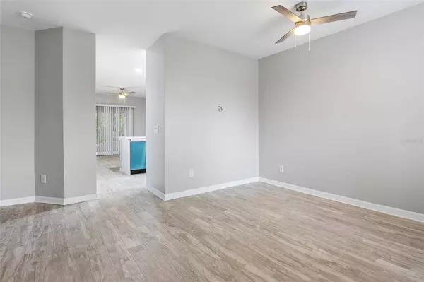 1131 BARONSCOURT DR, Wesley Chapel, FL 33543