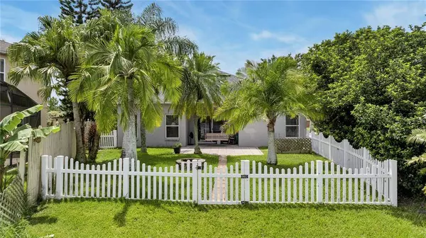 4888 WATERSIDE POINTE CIR, Orlando, FL 32829