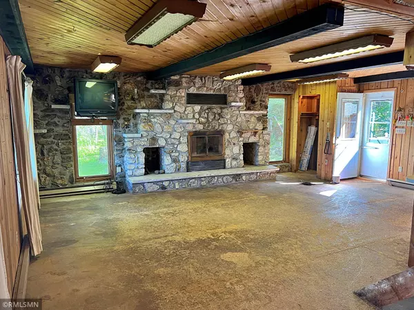 25184 Bayview RD, Deerwood, MN 56444