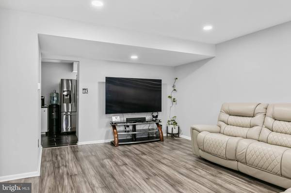 249 FOXWOOD LN, Marlton, NJ 08053