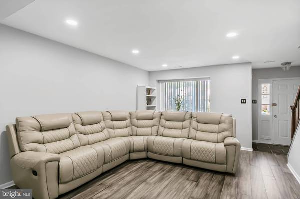 249 FOXWOOD LN, Marlton, NJ 08053