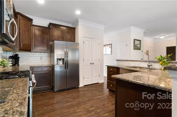 3107 Berry Creek RD, Charlotte, NC 28214