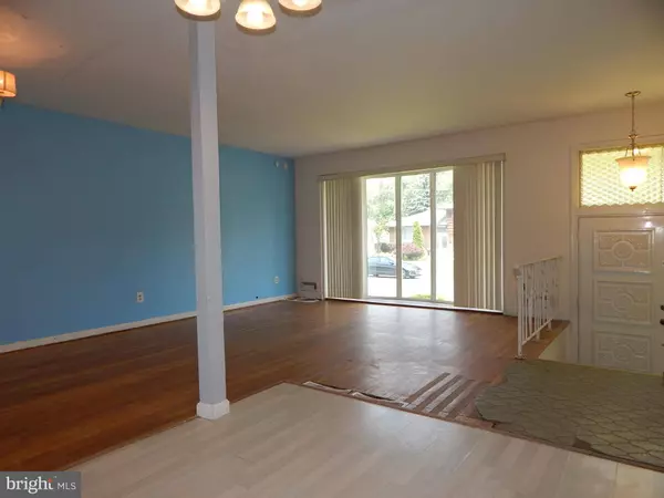 116 ADRIENNE AVE, Blackwood, NJ 08012