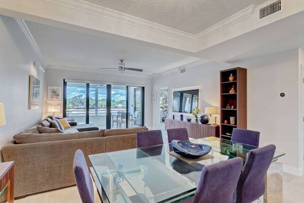 834 Oak Harbour Dr, Juno Beach, FL 33408