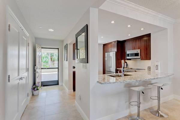 834 Oak Harbour Dr, Juno Beach, FL 33408