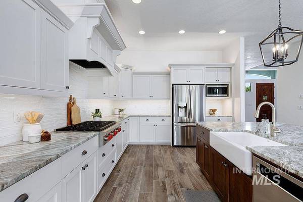 2840 W Deerfield Ct, Eagle, ID 83616