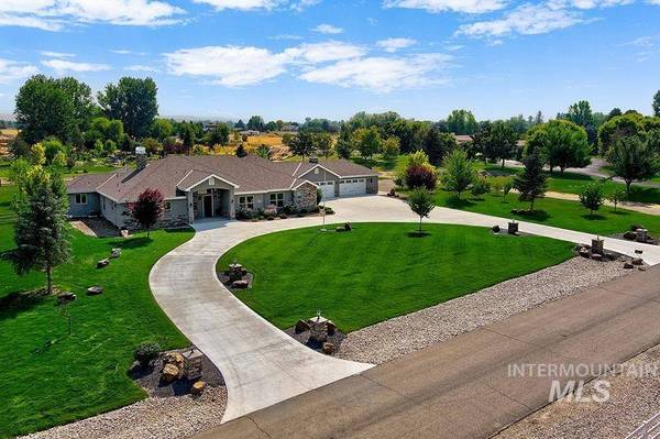 2840 W Deerfield Ct, Eagle, ID 83616
