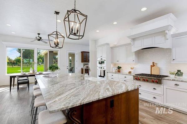 2840 W Deerfield Ct, Eagle, ID 83616