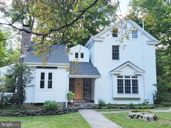 180 KINGWOOD STATION-BARBERTOWN RD, Frenchtown, NJ 08825