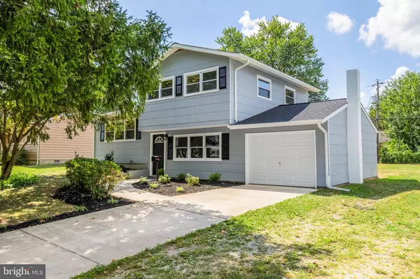 719 S HARMONY RD, Newark, DE 19713