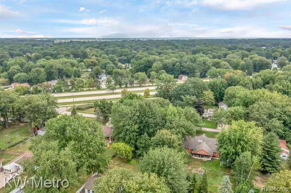 Lot 86 Ponchartrain, Harrison Twp, MI 48045