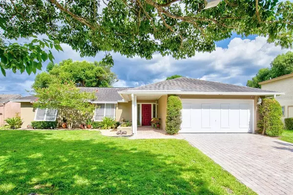 211 S DEERWOOD AVE, Orlando, FL 32825