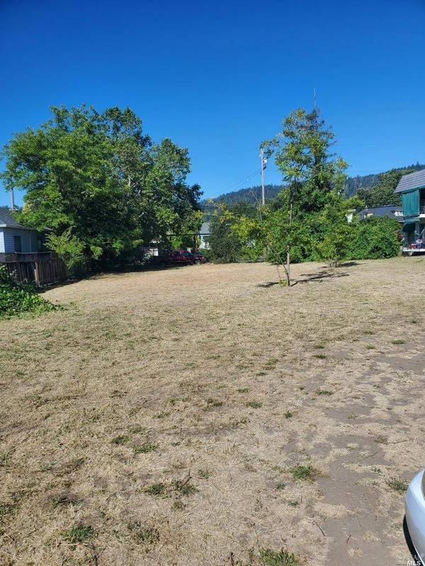 306 N Cloverdale BLVD