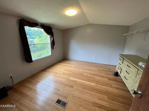 1244 Shady Rest DR, Newport, TN 37821