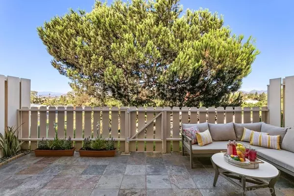 11240 Poblado Rd, San Diego, CA 92127