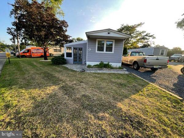 78 ARROWHEAD ROAD, Shamong, NJ 08088