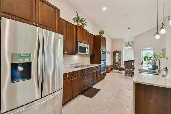 34412 SAHALEE LOOP, Dade City, FL 33525