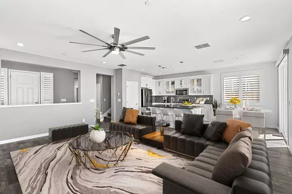 2342 Aerostar WAY, Sacramento, CA 95834