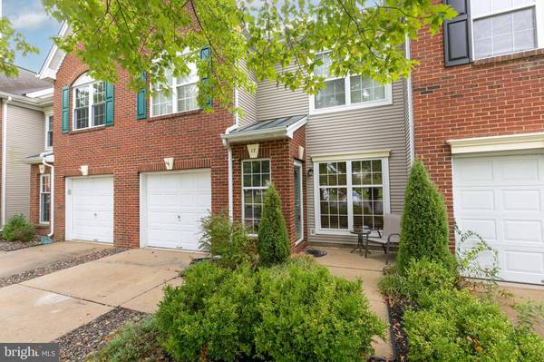 17 WILLIAM PENN CIR, Medford, NJ 08055