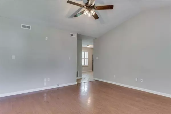 1128 Jody CT, Greenwood, IN 46143