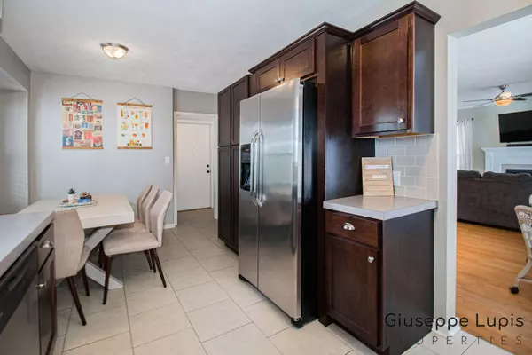 727 Winchell SE Street, Grand Rapids, MI 49507