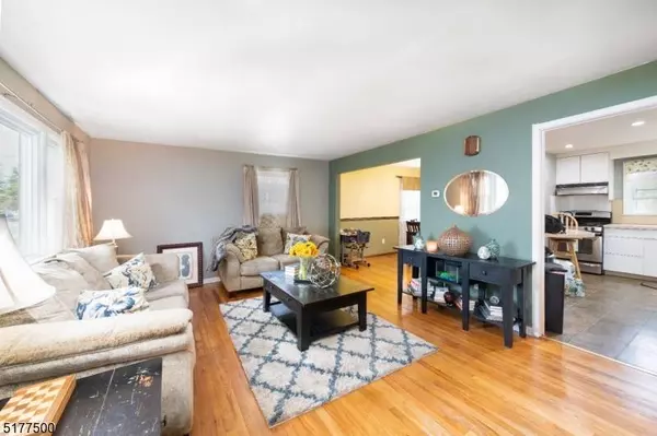 209 Bathgate Ave, South Bound Brook Boro, NJ 08880