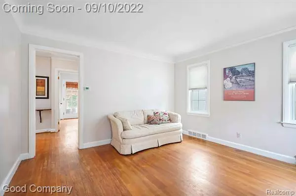 1249 HARVARD Road, Berkley, MI 48072