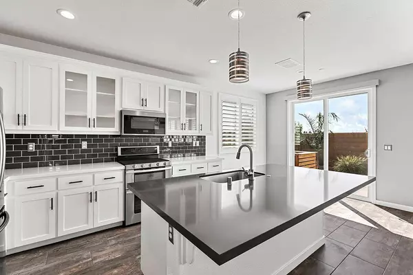 2342 Aerostar WAY, Sacramento, CA 95834