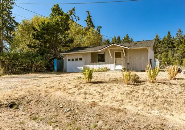 3227 Lange, Oak Harbor, WA 98277