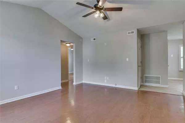 1128 Jody CT, Greenwood, IN 46143