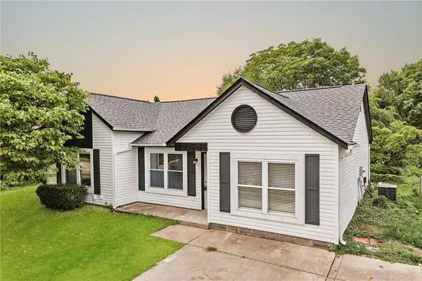 1128 Jody CT, Greenwood, IN 46143