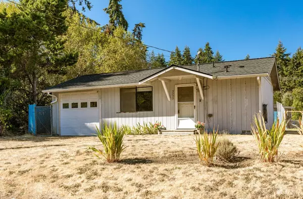 3227 Lange, Oak Harbor, WA 98277