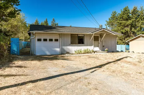 3227 Lange, Oak Harbor, WA 98277