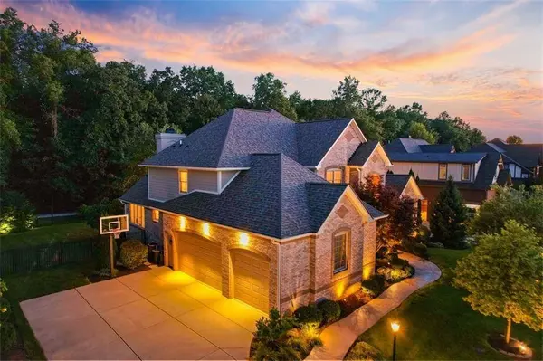 3237 WHISPERING PINES LN, Carmel, IN 46032