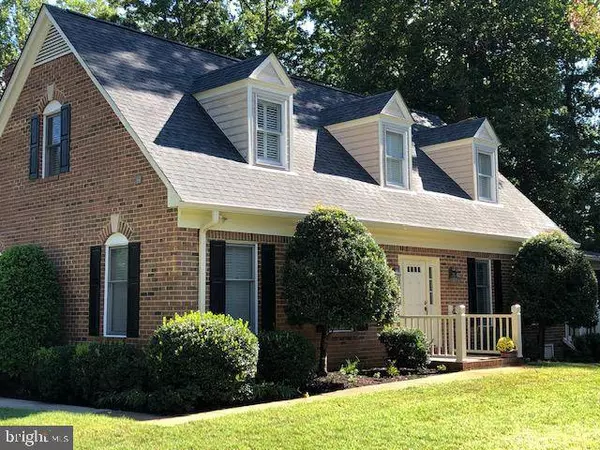 10013 ALTAMONT CIR, Fredericksburg, VA 22408