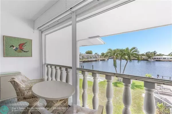 650 Pine Dr #14, Pompano Beach, FL 33060