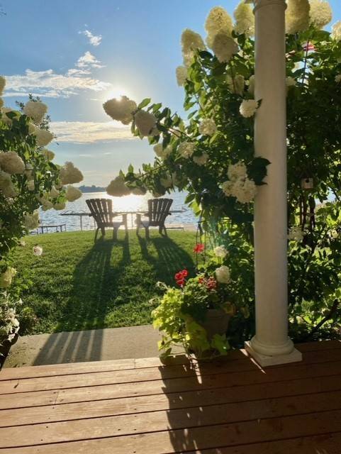 42900 N Janette ST, Antioch, IL 60002