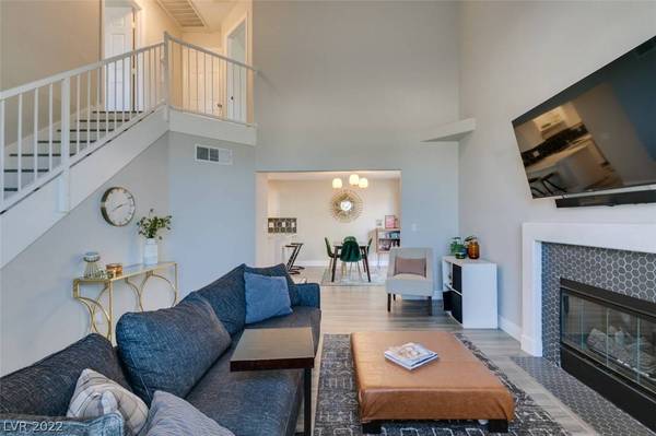 10212 Tree Bark Street, Las Vegas, NV 89183