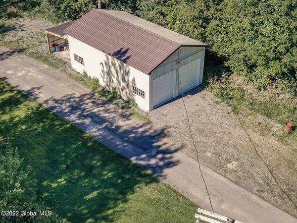 279 Smith  RD, Perth, NY 12010