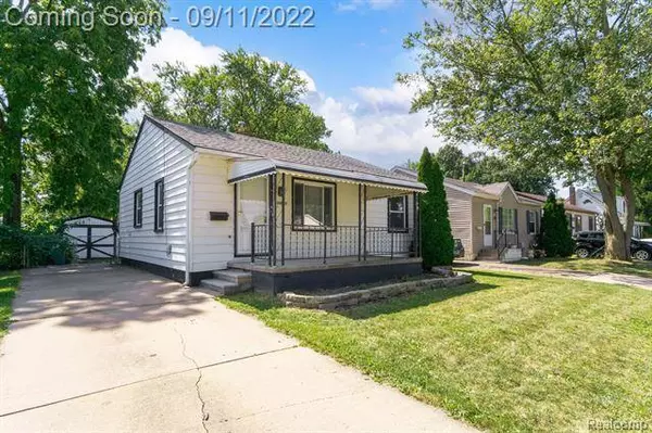 29927 BALMORAL Street, Garden City, MI 48135
