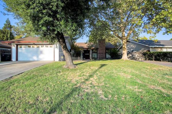 6756 Flaming Arrow DR, Citrus Heights, CA 95621