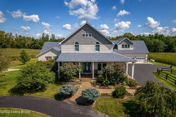 14150 NE Wingler Rd, Palmyra, IN 47164