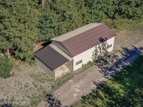 279 Smith  RD, Perth, NY 12010